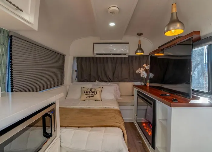 Renovated Airstream Near Whiskey Row In Downtown Prescott, Arizona Holiday home Prescott